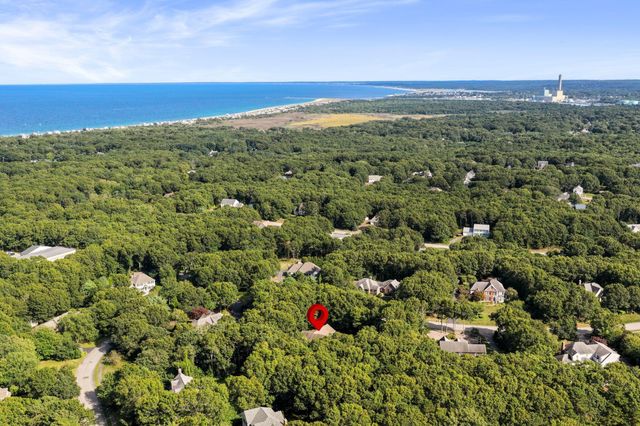 11 Sycamore Avenue, Sagamore Beach, MA 02562