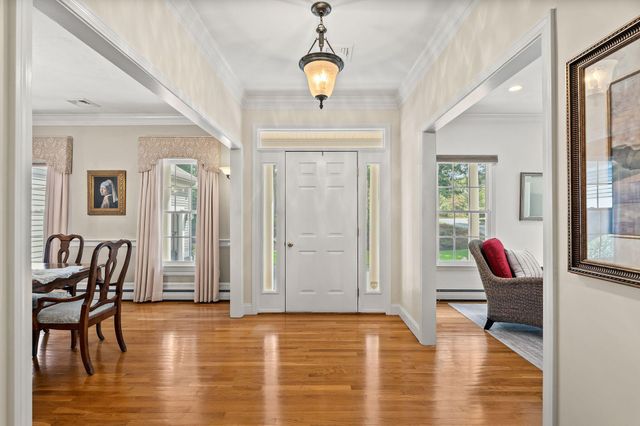 11 Sycamore Avenue, Sagamore Beach, MA 02562