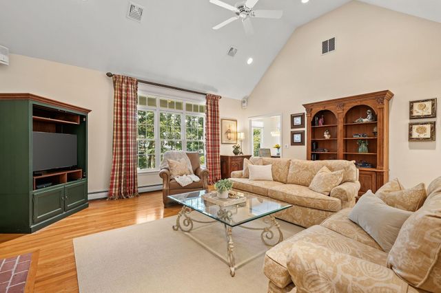 11 Sycamore Avenue, Sagamore Beach, MA 02562