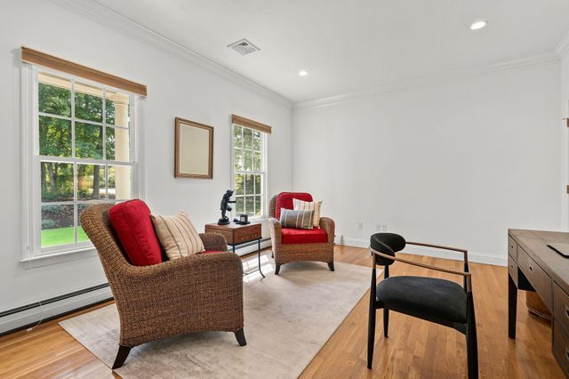 11 Sycamore Avenue, Sagamore Beach, MA 02562