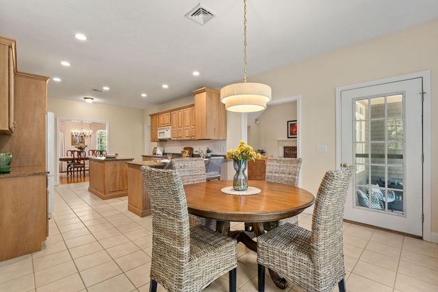 11 Sycamore Avenue, Sagamore Beach, MA 02562