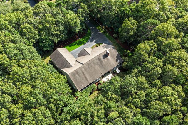 11 Sycamore Avenue, Sagamore Beach, MA 02562