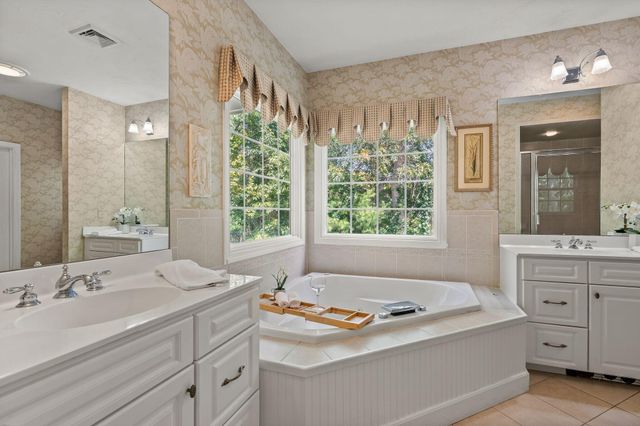 11 Sycamore Avenue, Sagamore Beach, MA 02562