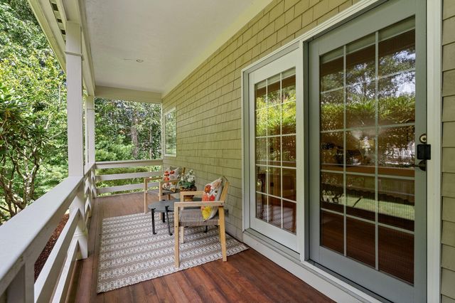 11 Sycamore Avenue, Sagamore Beach, MA 02562