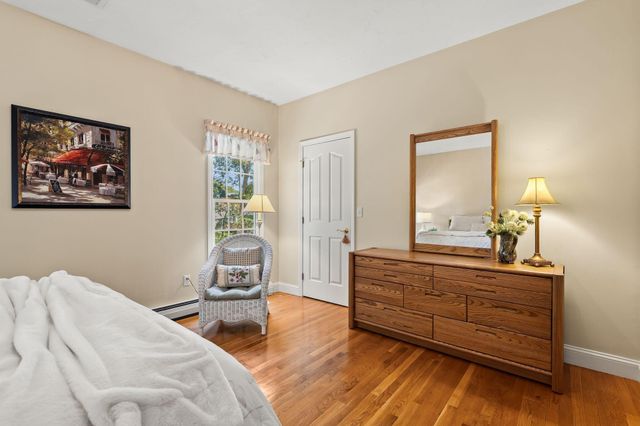 11 Sycamore Avenue, Sagamore Beach, MA 02562