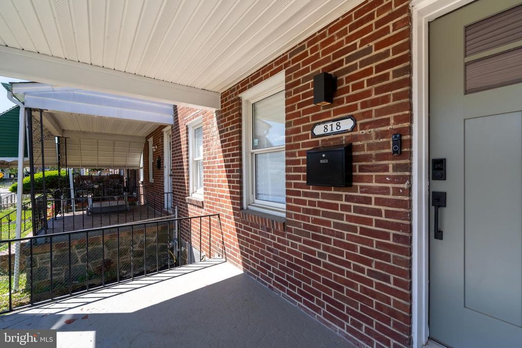 Image 34 of property listing at 818 MOUNT HOLLY ST, Baltimore, MD 21229