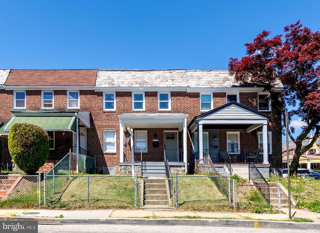 Image 35 of property listing at 818 MOUNT HOLLY ST, Baltimore, MD 21229