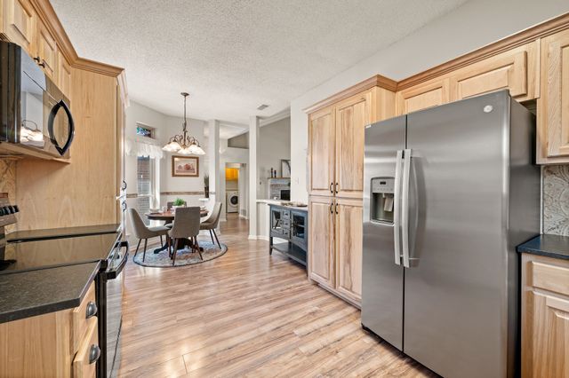 6917 Egan Way, Fort Worth, TX 76137