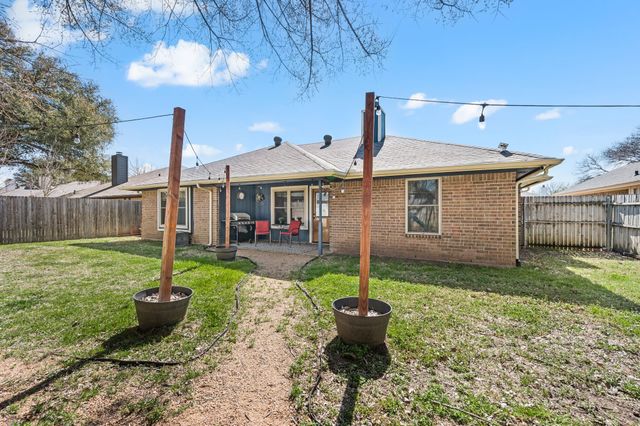 6917 Egan Way, Fort Worth, TX 76137