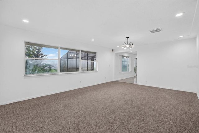 157 W GRANDVIEW DRIVE, East Palatka, FL 32131