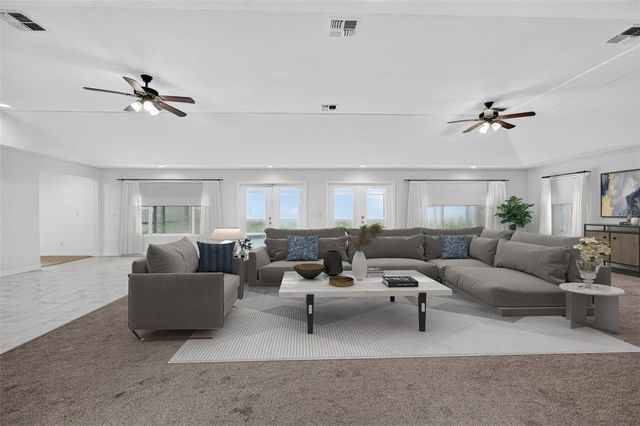 157 W GRANDVIEW DRIVE, East Palatka, FL 32131