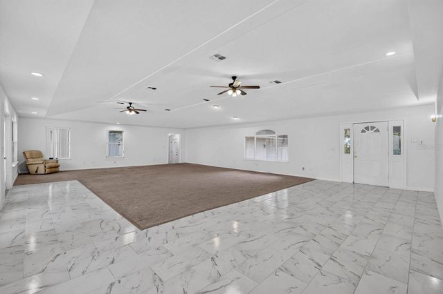 157 W GRANDVIEW DRIVE, East Palatka, FL 32131