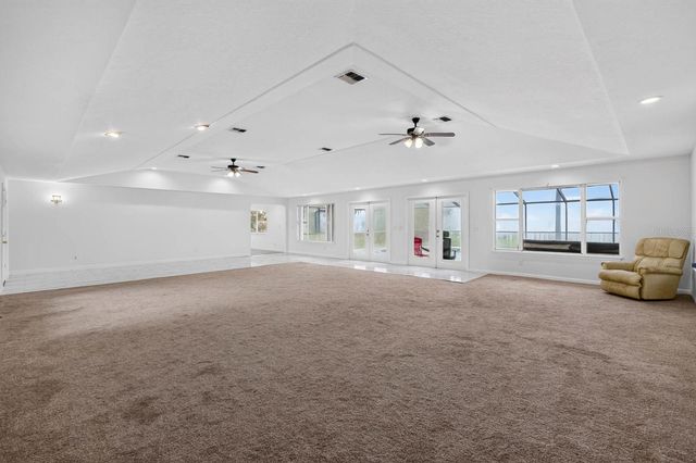 157 W GRANDVIEW DRIVE, East Palatka, FL 32131