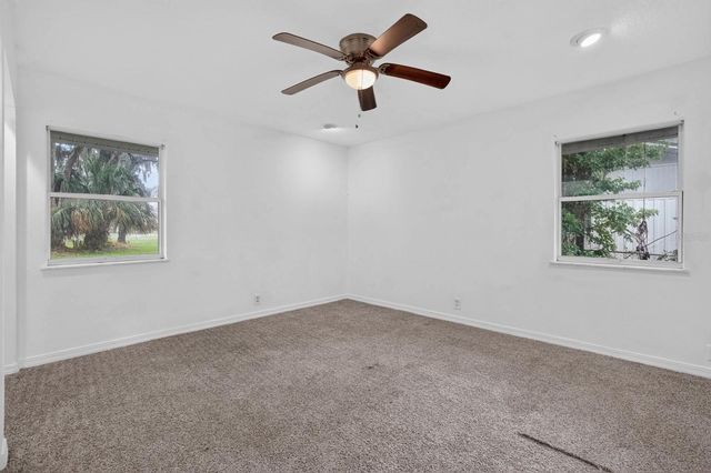 157 W GRANDVIEW DRIVE, East Palatka, FL 32131