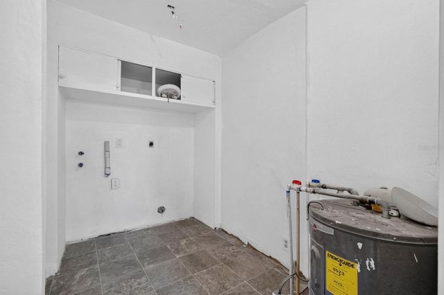 157 W GRANDVIEW DRIVE, East Palatka, FL 32131