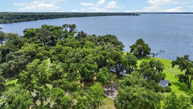 157 W GRANDVIEW DRIVE, East Palatka, FL 32131