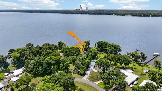 157 W GRANDVIEW DRIVE, East Palatka, FL 32131