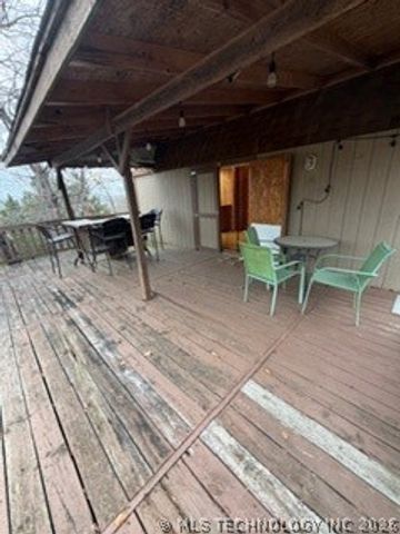 383 Hickory, Canadian, OK 74425