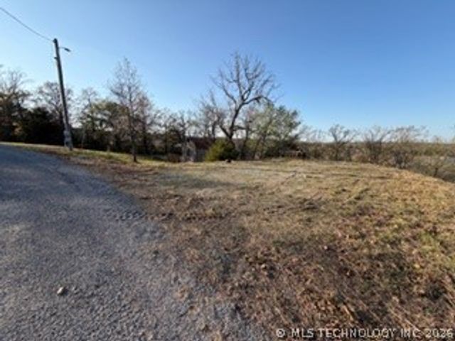 383 Hickory, Canadian, OK 74425