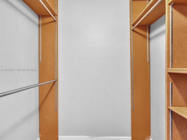 4400 HILLCREST 617B, Hollywood, FL 33021