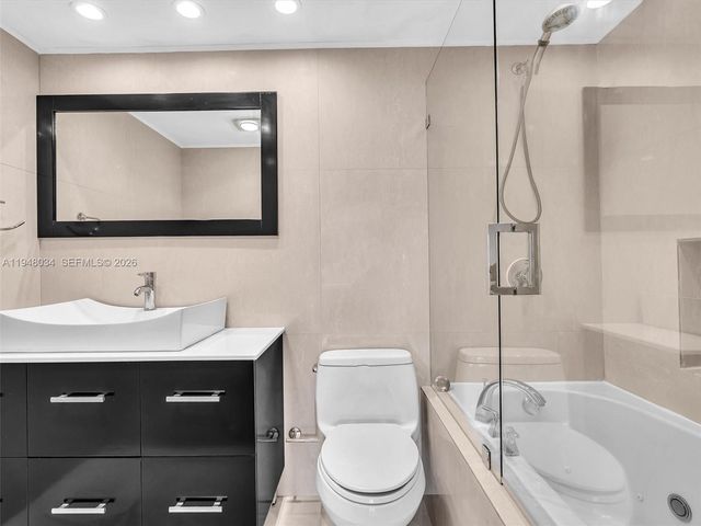 4400 HILLCREST 617B, Hollywood, FL 33021