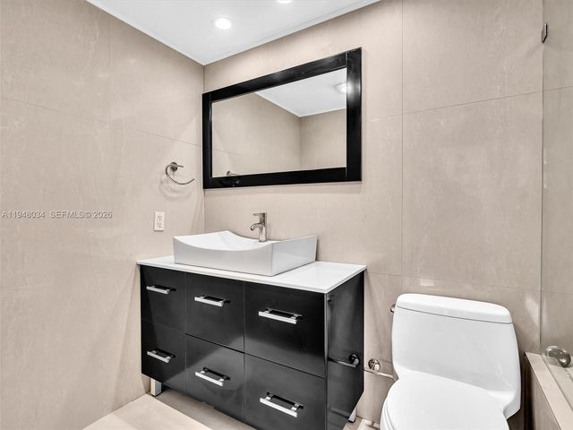 4400 HILLCREST 617B, Hollywood, FL 33021