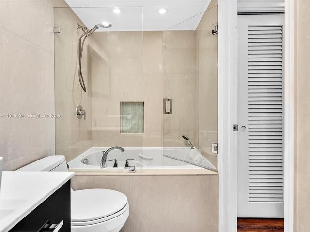 4400 HILLCREST 617B, Hollywood, FL 33021