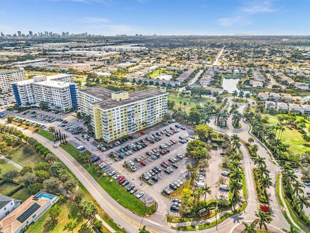 4400 HILLCREST 617B, Hollywood, FL 33021