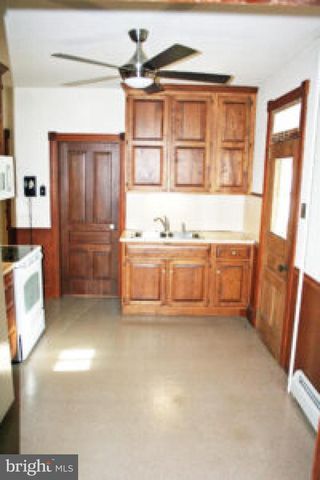 147 S SPRUCE ST, Lititz, PA 17543