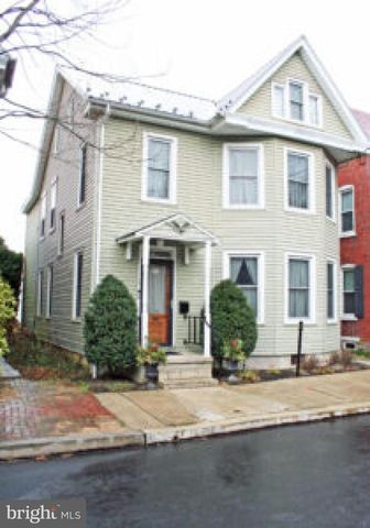 147 S SPRUCE ST, Lititz, PA 17543