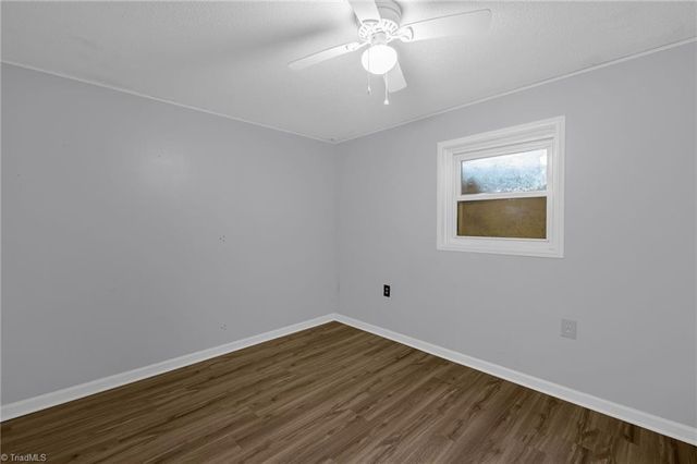 1034 Pine Knolls Road, Kernersville, NC 27284