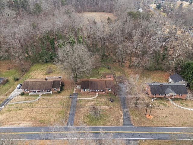 1034 Pine Knolls Road, Kernersville, NC 27284