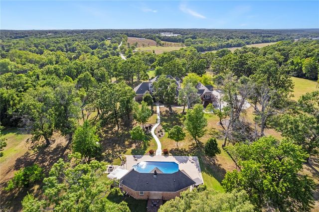 14746 W Highway 102, Decatur, AR 72722