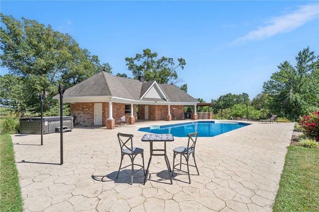 14746 W Highway 102, Decatur, AR 72722