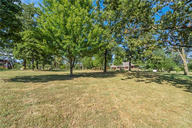14746 W Highway 102, Decatur, AR 72722