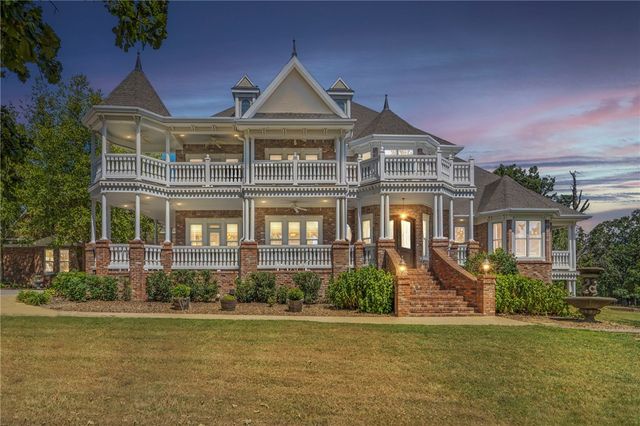 14746 W Highway 102, Decatur, AR 72722