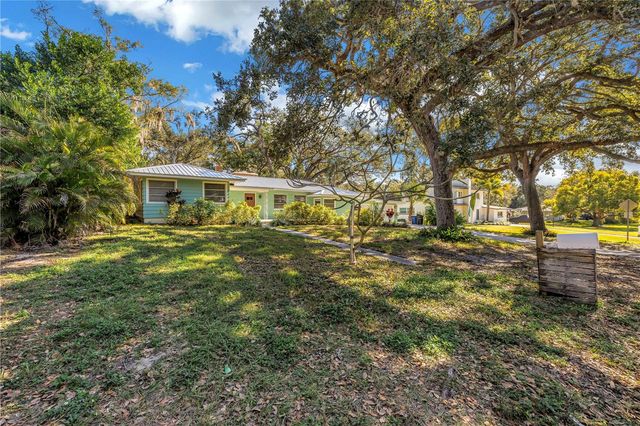 1019 WOODCREST AVENUE, Clearwater, FL 33756