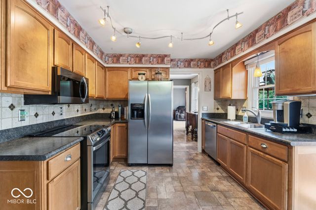 789 E State Road 38, Sheridan, IN 46069