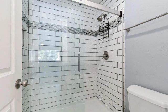 383 N Melrose Drive F, Vista, CA 92083