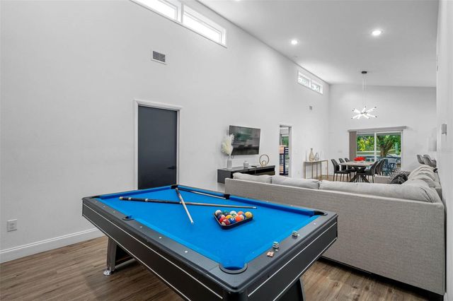 3717 E CLIFTON STREET, Tampa, FL 33610