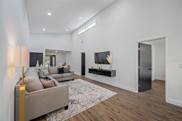 3717 E CLIFTON STREET, Tampa, FL 33610