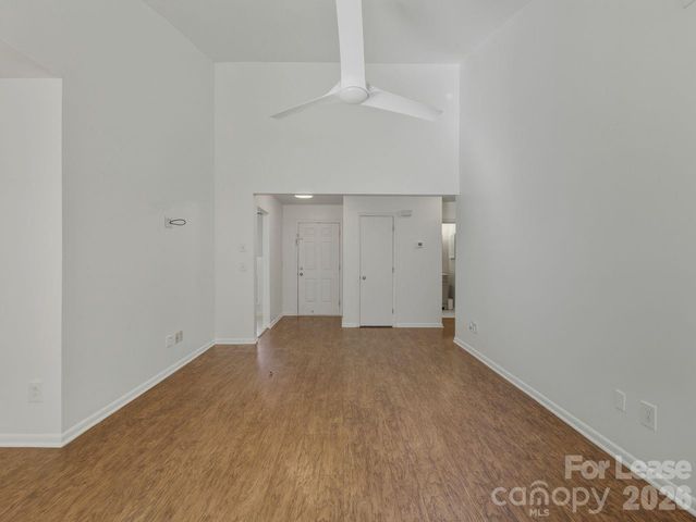 1077 Sardis Cove Drive, Charlotte, NC 28270