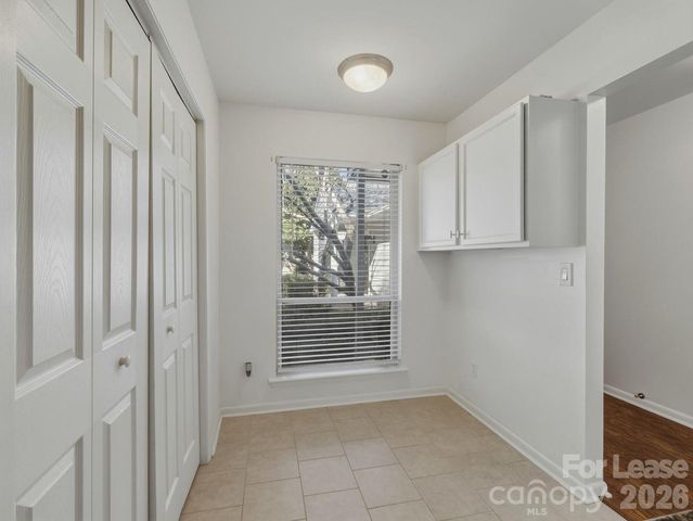 1077 Sardis Cove Drive, Charlotte, NC 28270