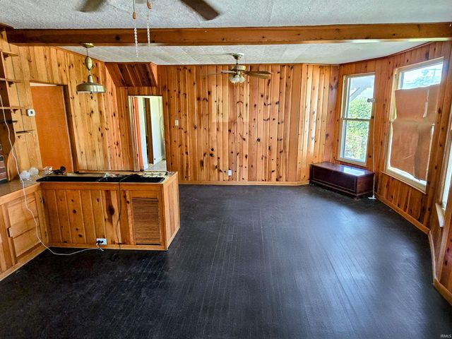 107 W Fairview Avenue, South Bend, IN 46614