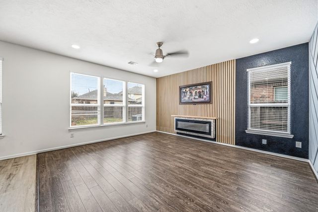 4118 Lake Cypress Circle, Houston, TX 77068