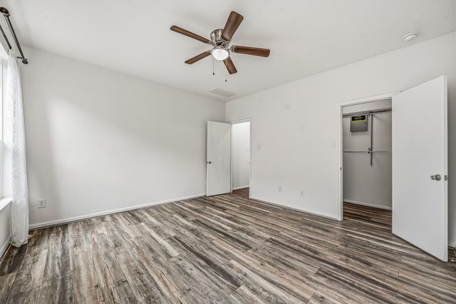 4118 Lake Cypress Circle, Houston, TX 77068