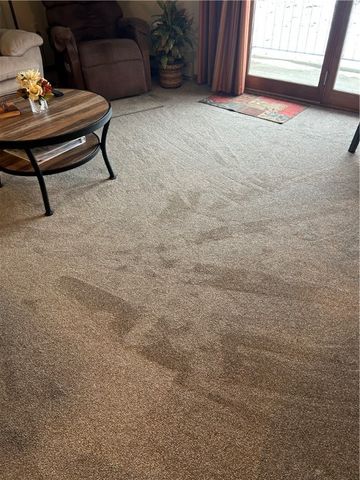 308 Clubhouse Dr, South Strabane, PA 15301