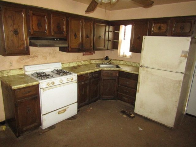 2291 Bernard St, Overbrook, PA 15234