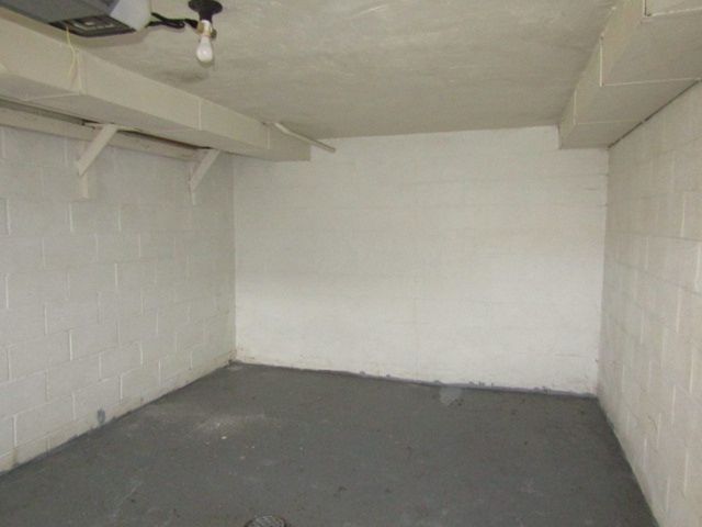 2291 Bernard St, Overbrook, PA 15234