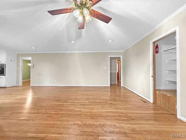 716 Downs Ave, Gardendale, AL 35071